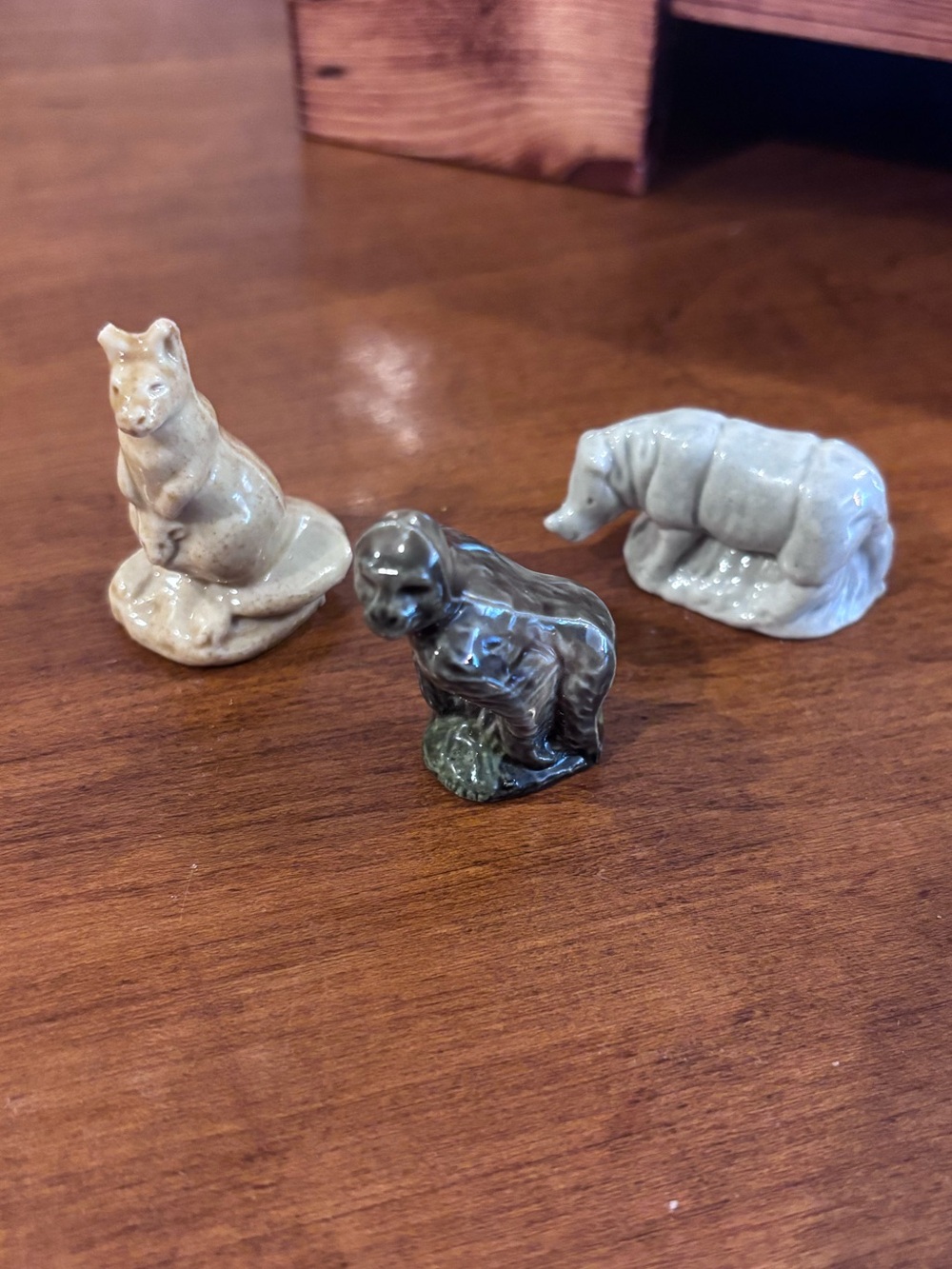 Wade Whimsies Figurine Set - kangaroo and Joey gorilla and rhino